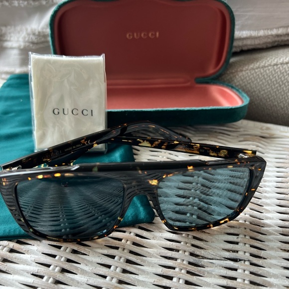 Gucci glasses - Picture 2 of 12